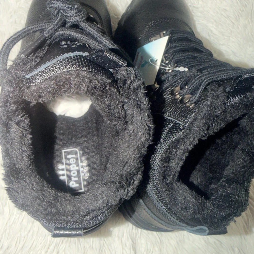 Propet Cliff Walker North Men's Boot With Faux Fur Lining Size 9.5 ex wide NWT